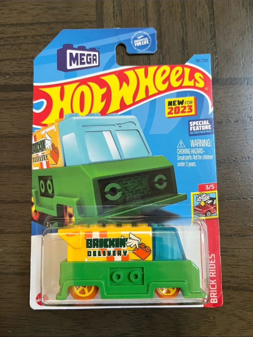 2023 Hot Wheels Brikin’ Delivery w/Special Feature 58/250 Brick Rides 3/5 New